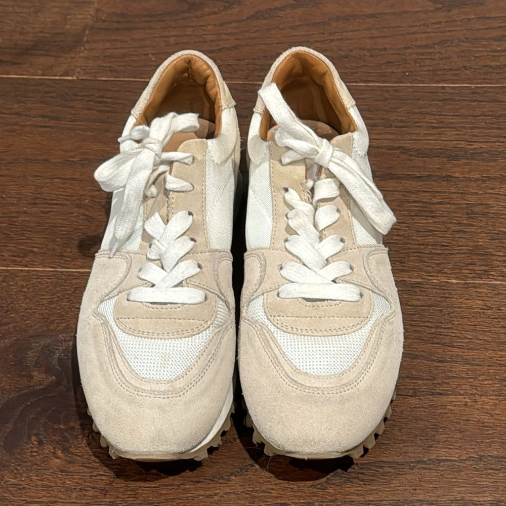 Closed Women’s White and Light Grey/Cream Sneakers Size 37/7