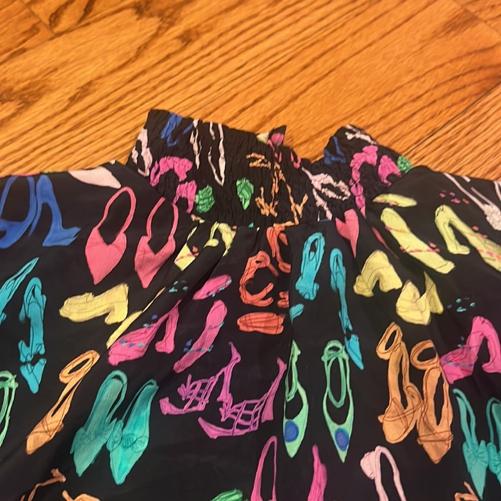 NWT Tucker Woman’s Stella Top- Sasha’s Shoes Black Silk Size S