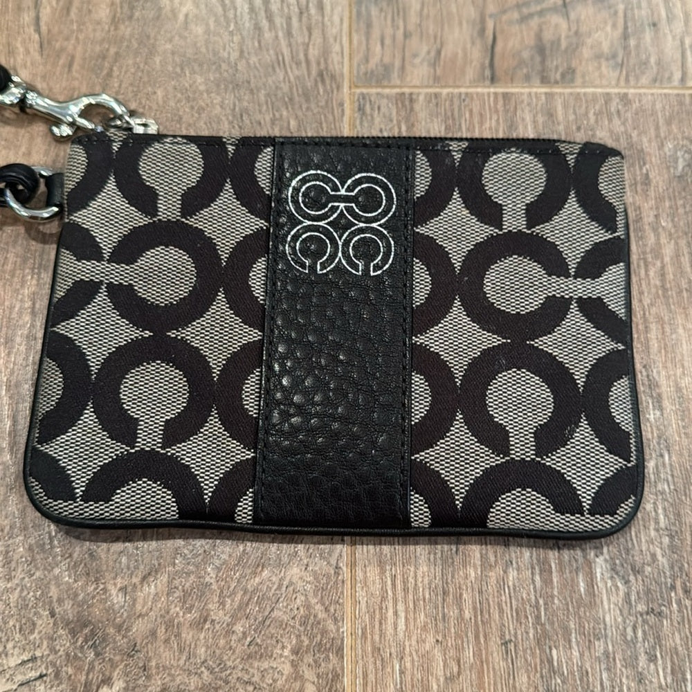 Coach Woman’s Black & Tan Wrislet