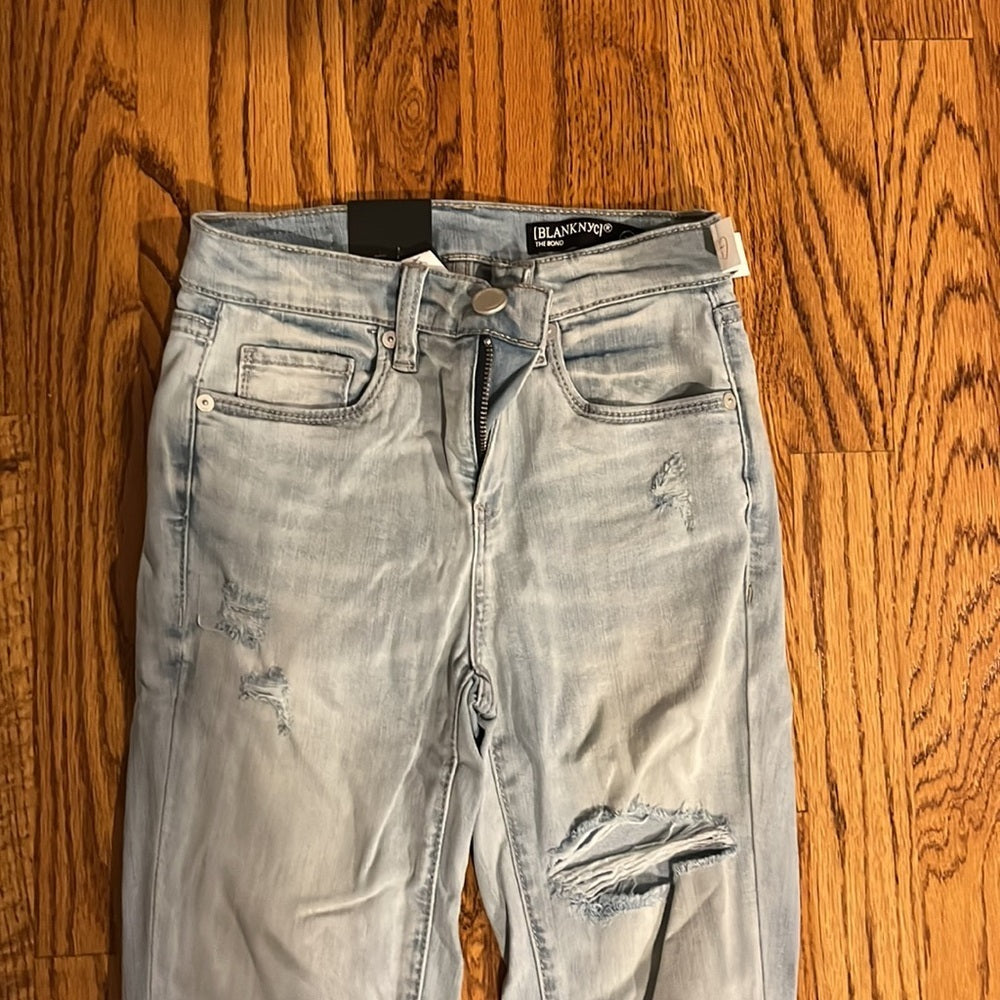 NWT Blank NYC Woman’s The Bond Mid Rise Skinny Jeans Size 24