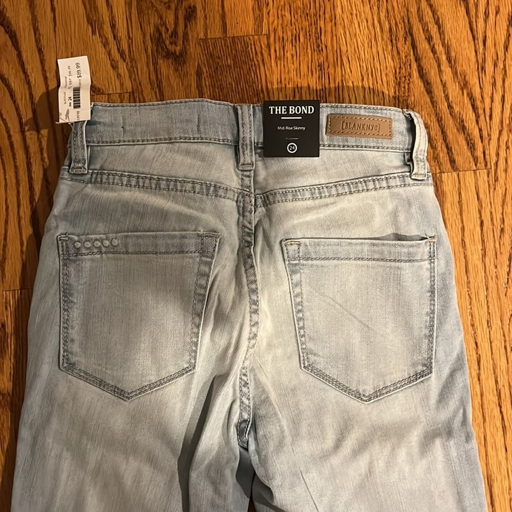 NWT Blank NYC Woman’s The Bond Mid Rise Skinny Jeans Size 24