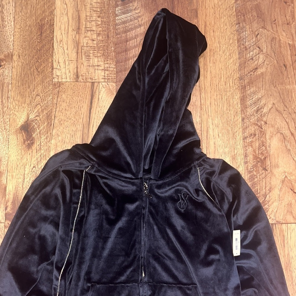 NWT Victoria’s Secret Woman’s Black Velvet Zip Up Size XXL