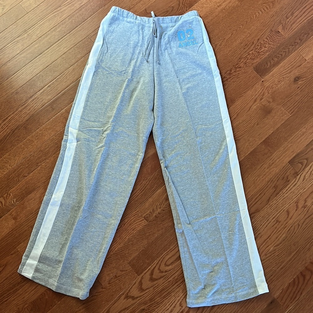 NWT LA Movers Womens Gray Sweatpants Size Large