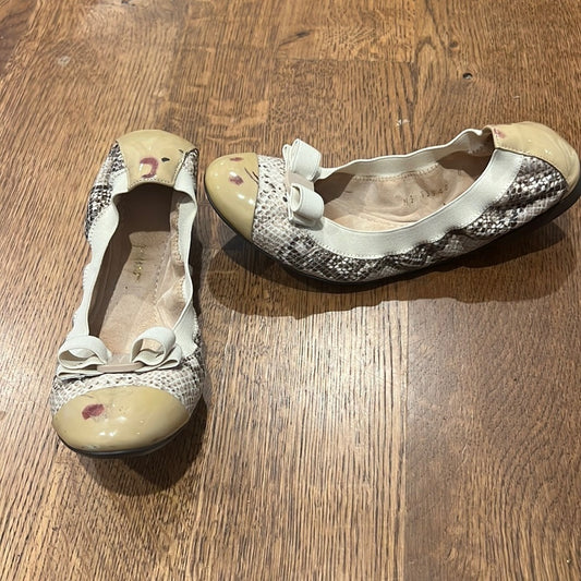 Women’s Salvatore Ferragamo Snake Skin Print Flats Size 5