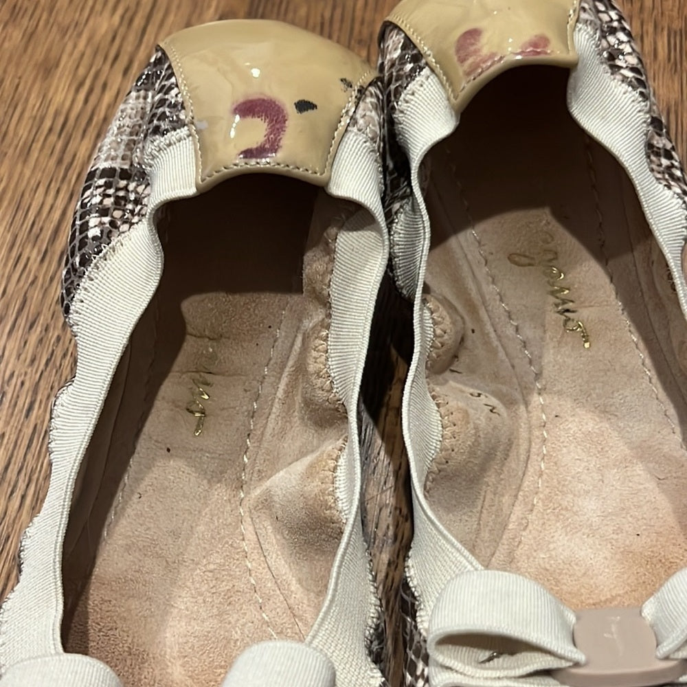 Women’s Salvatore Ferragamo Snake Skin Print Flats Size 5