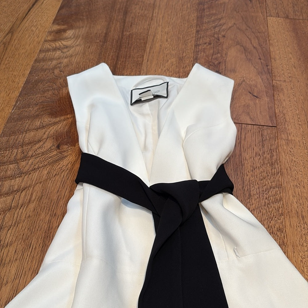 Alexis Woman’s White Dress Black Tie Size XS