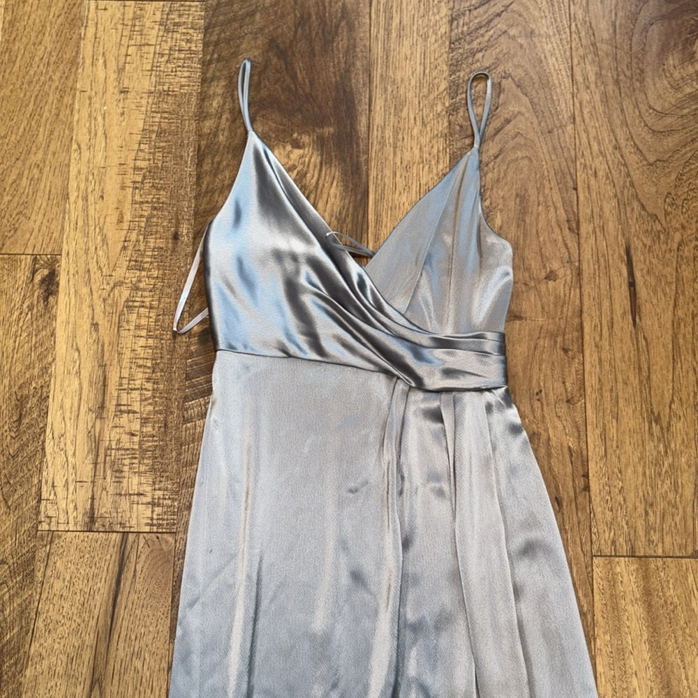 Jill Jill Stuart Woman’s Grey Shiny Maxi Dress Size 0
