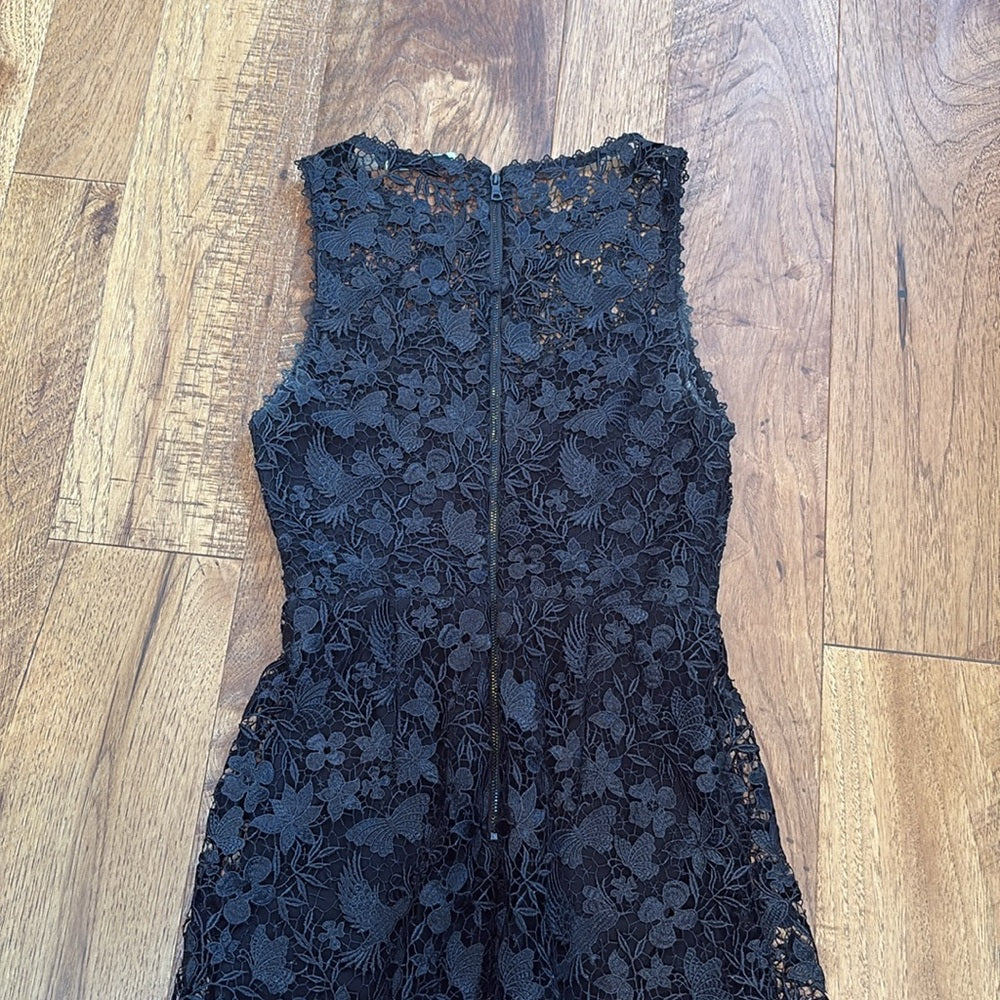 Alice + Olivia Woman’s Black Lacey Maxi Dress Size 2