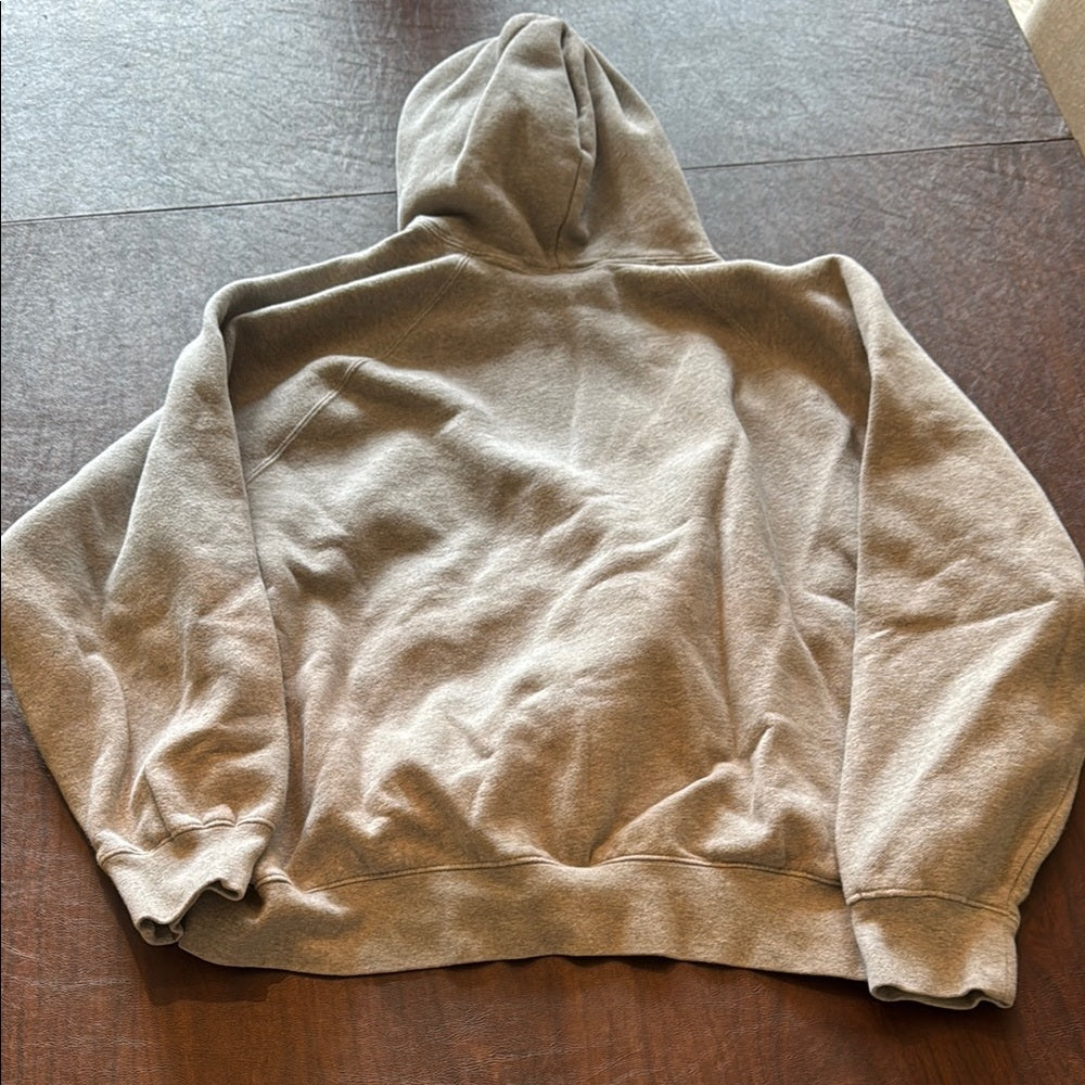 Essentials 1977 Gray Hoodie Sweater Men’s Medium