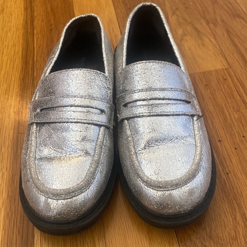 Nordstrom Children’s Silver Sparkly Slip On Shoes Size 2