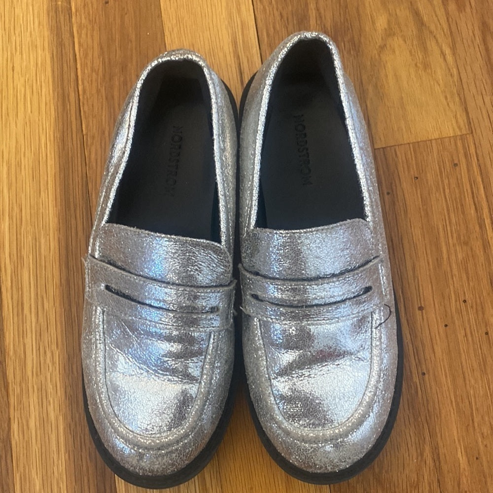 Nordstrom Children’s Silver Sparkly Slip On Shoes Size 2