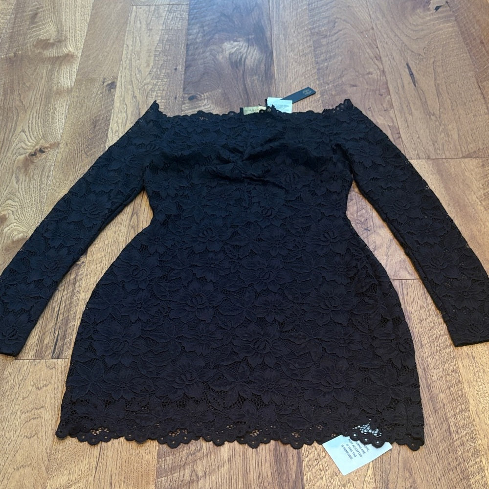 NWT House of Harlow 1960 Woman’s Black Lace Dress Size M