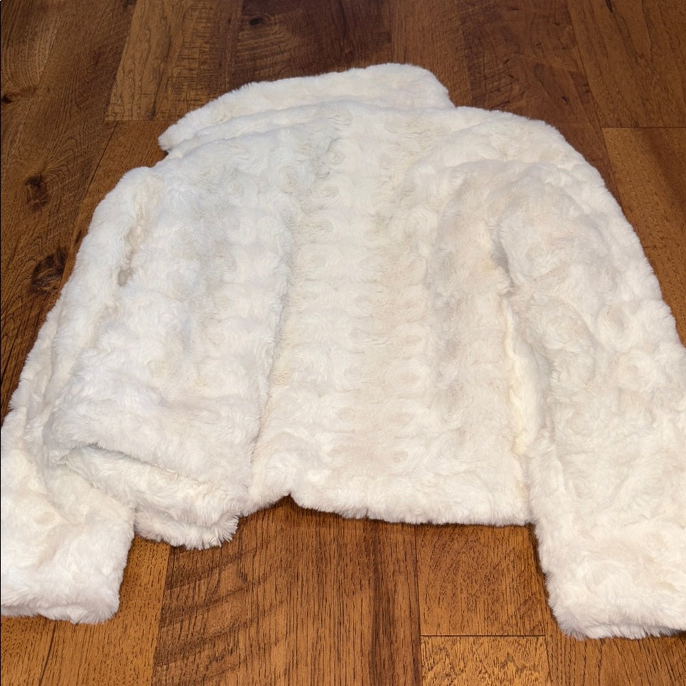 Me Jane Girl’s Faux Fur Jacket Size 7/8