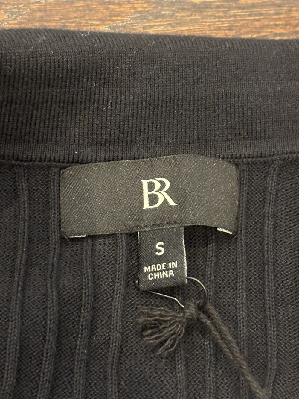 NWT Banana Republic Men’s Black V-Neck Collared Sweater Size Small