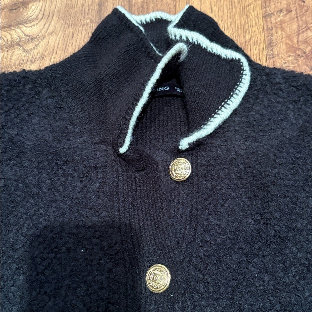 MNG Woman’s Black Cardigan Sweater Sjze XS