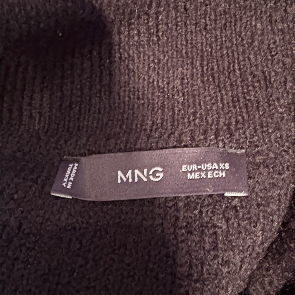 MNG Woman’s Black Cardigan Sweater Sjze XS