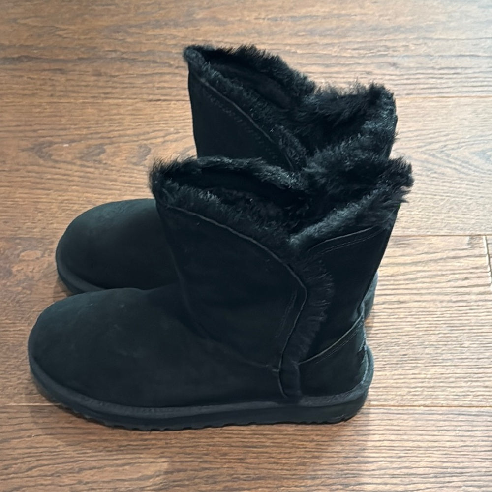 UGG Women's Black Fur-Lined Boots with Classic Short Fluff High Low Size 9