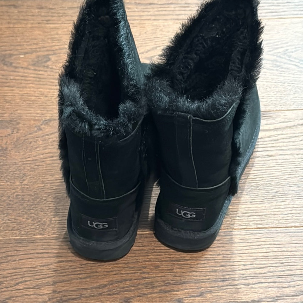UGG Women's Black Fur-Lined Boots with Classic Short Fluff High Low Size 9