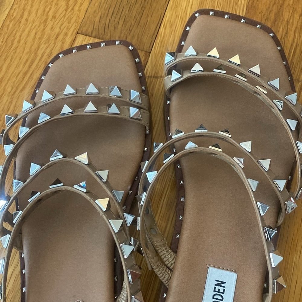 Steve Madden Women’s Silver Studded Sandals Size 7