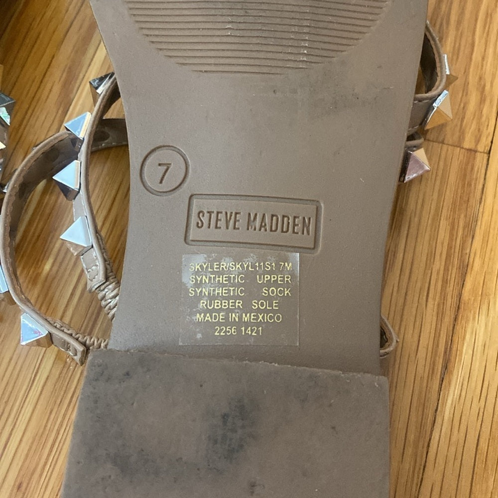 Steve Madden Women’s Silver Studded Sandals Size 7