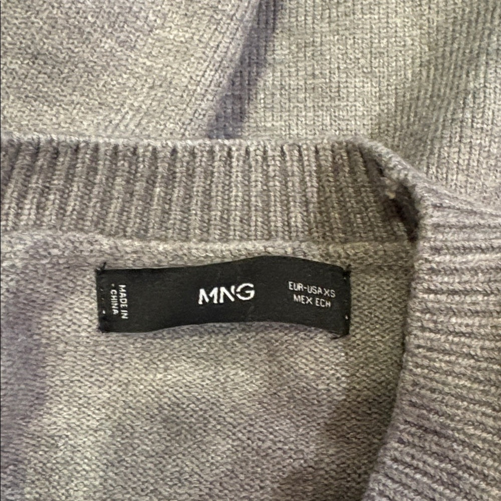 MNG Woman’s Grey Sweater Size XS