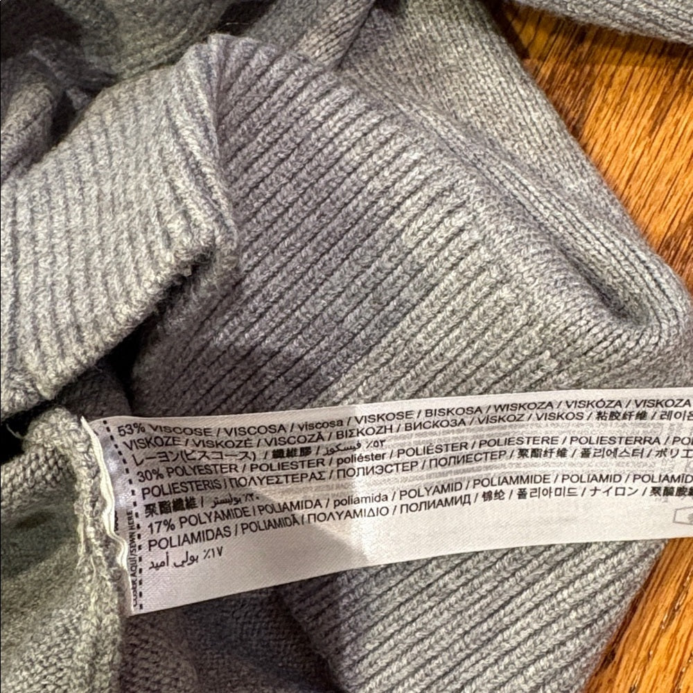 MNG Woman’s Grey Sweater Size XS