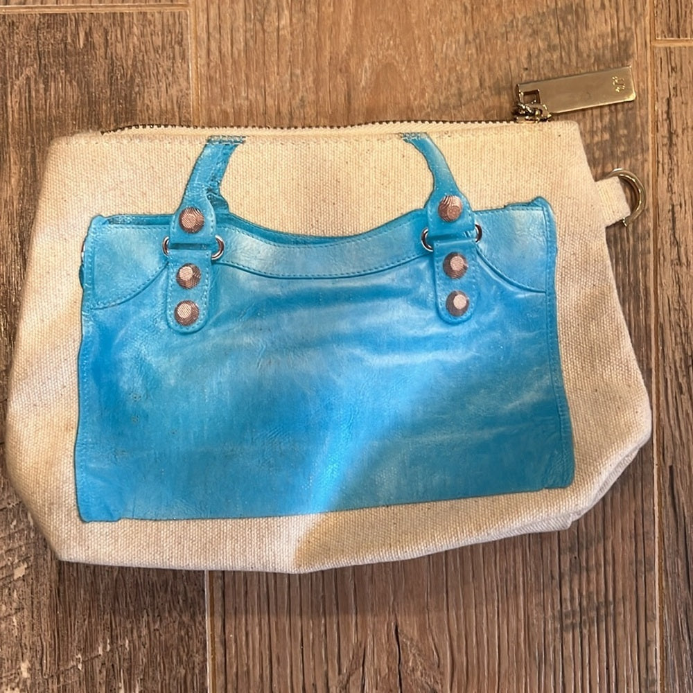Thursday/Friday Woman’s Purse Printed Zip Pouch Clutch Bag