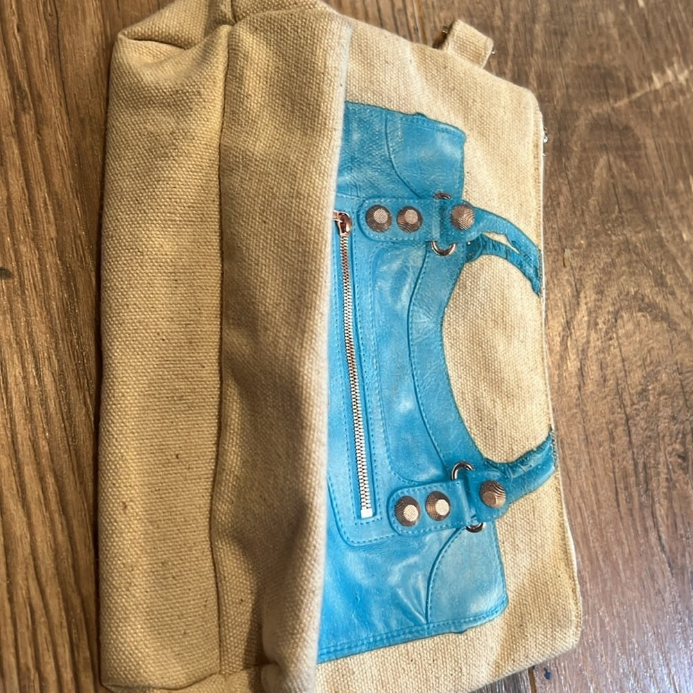 Thursday/Friday Woman’s Purse Printed Zip Pouch Clutch Bag
