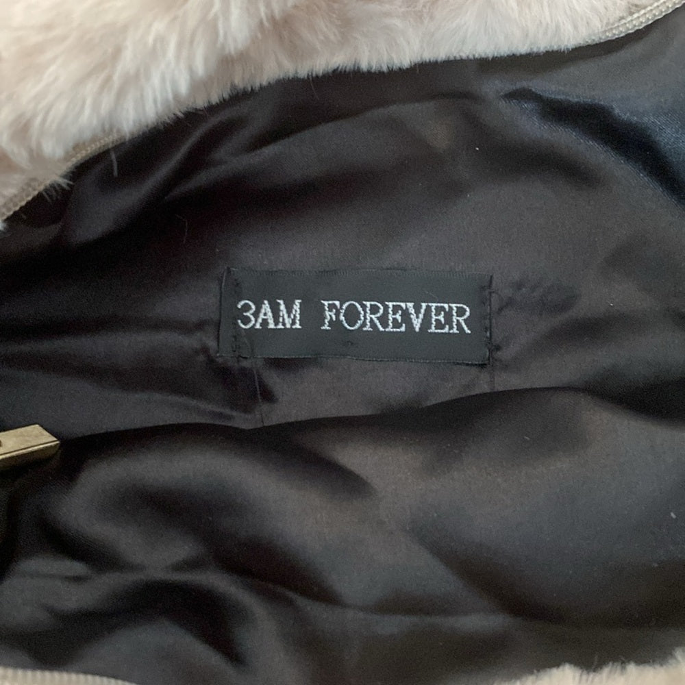 3AM Forever Women’s Cream Fur Tote Bag OS