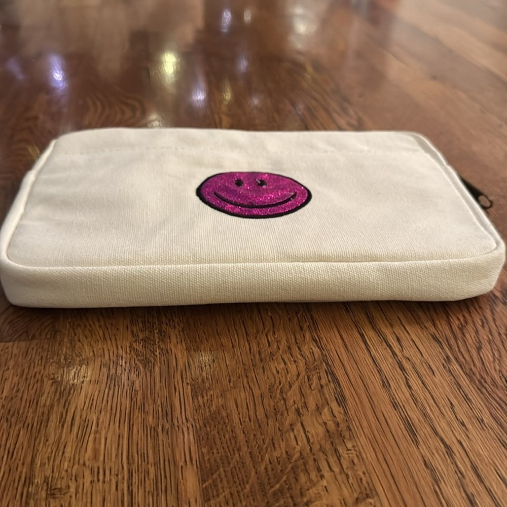 Bag Edge White Canvas Pouch with Pink Smiley Face