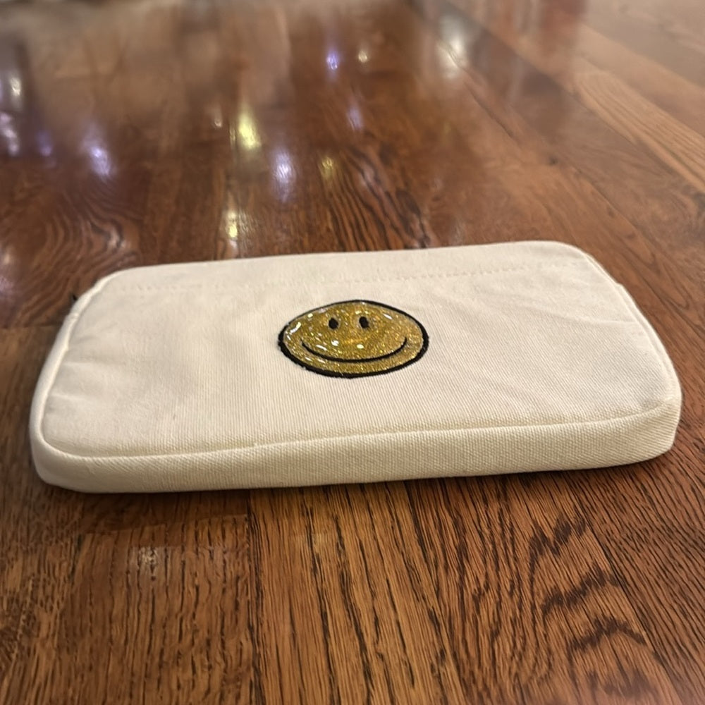 Bag Edge White Canvas Pouch with Pink Smiley Face