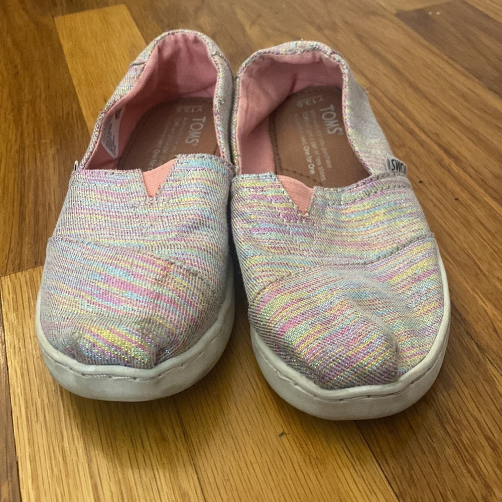Tom’s Girl’s Pink And Blue Sparkly Slip On Shoes Size 13.5