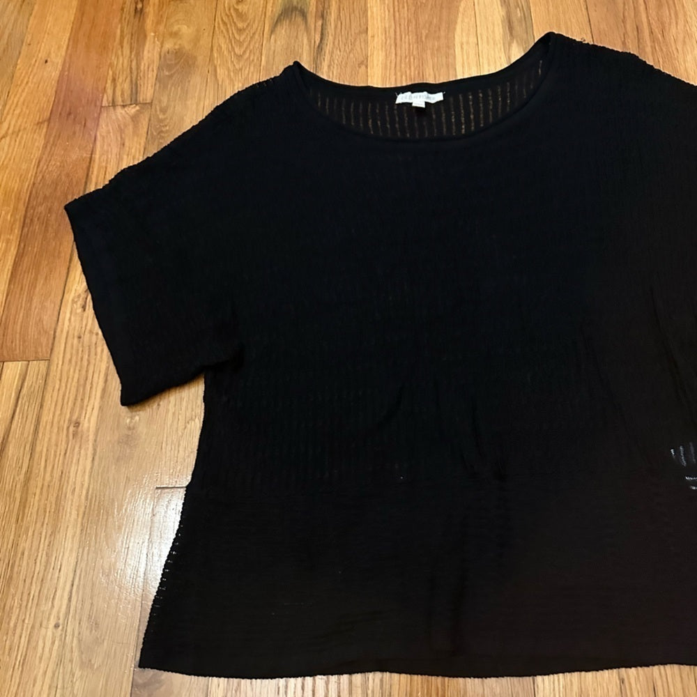 Eileen Fisher Short Sleeve Black Tee Size Small