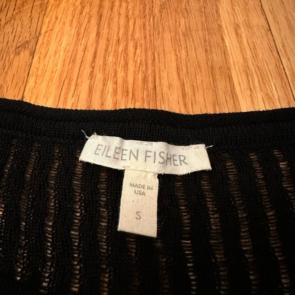 Eileen Fisher Short Sleeve Black Tee Size Small