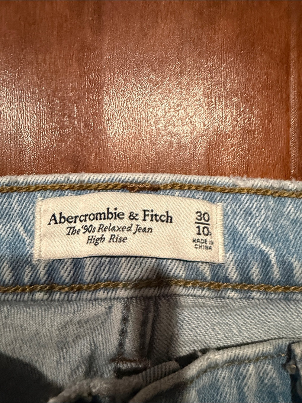 Abercrombie And Fitch Womens Light Wash Jeans Classic High-Rise Straight Size 30