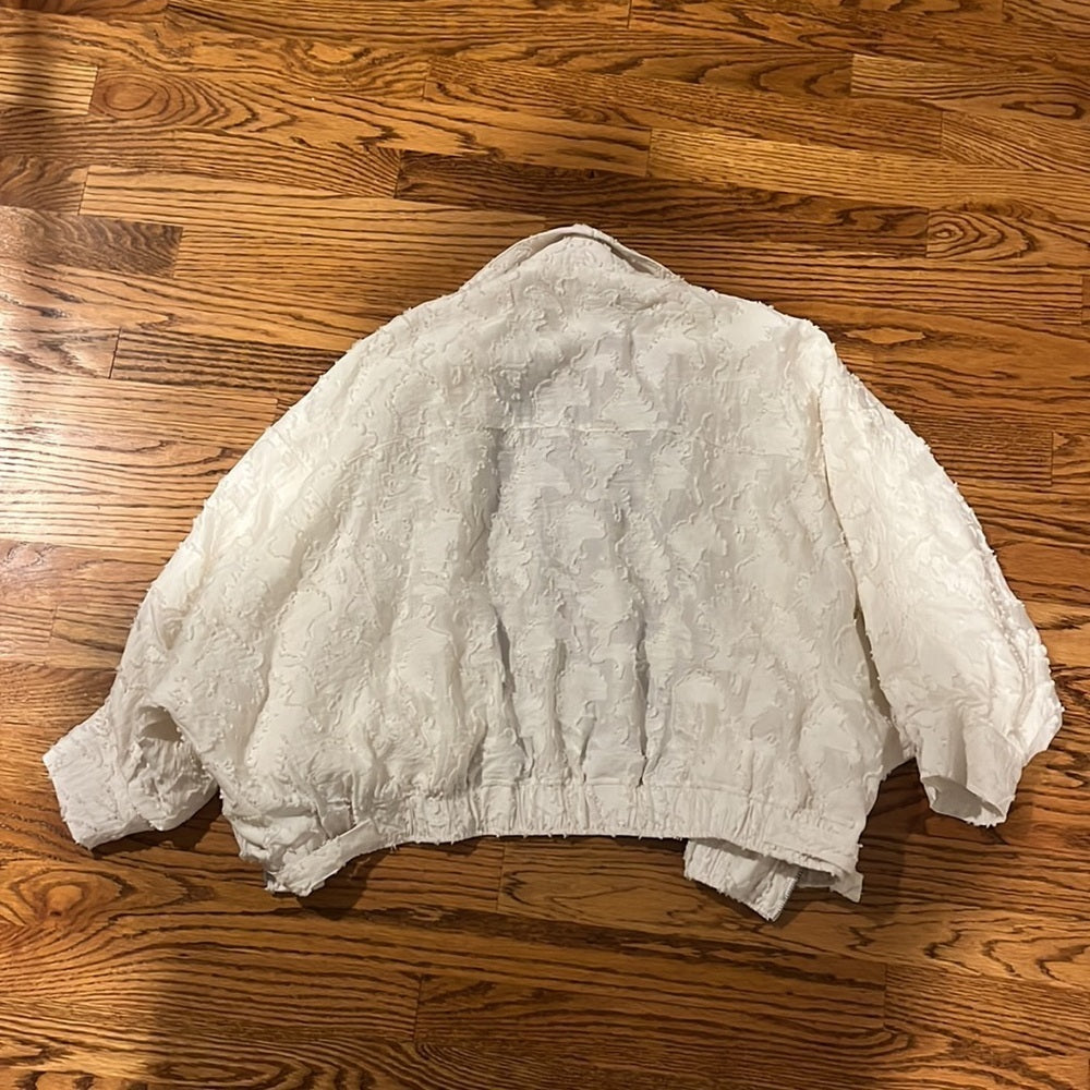 Anthropologie Woman’s White Lace Zip Up Jacket Size S