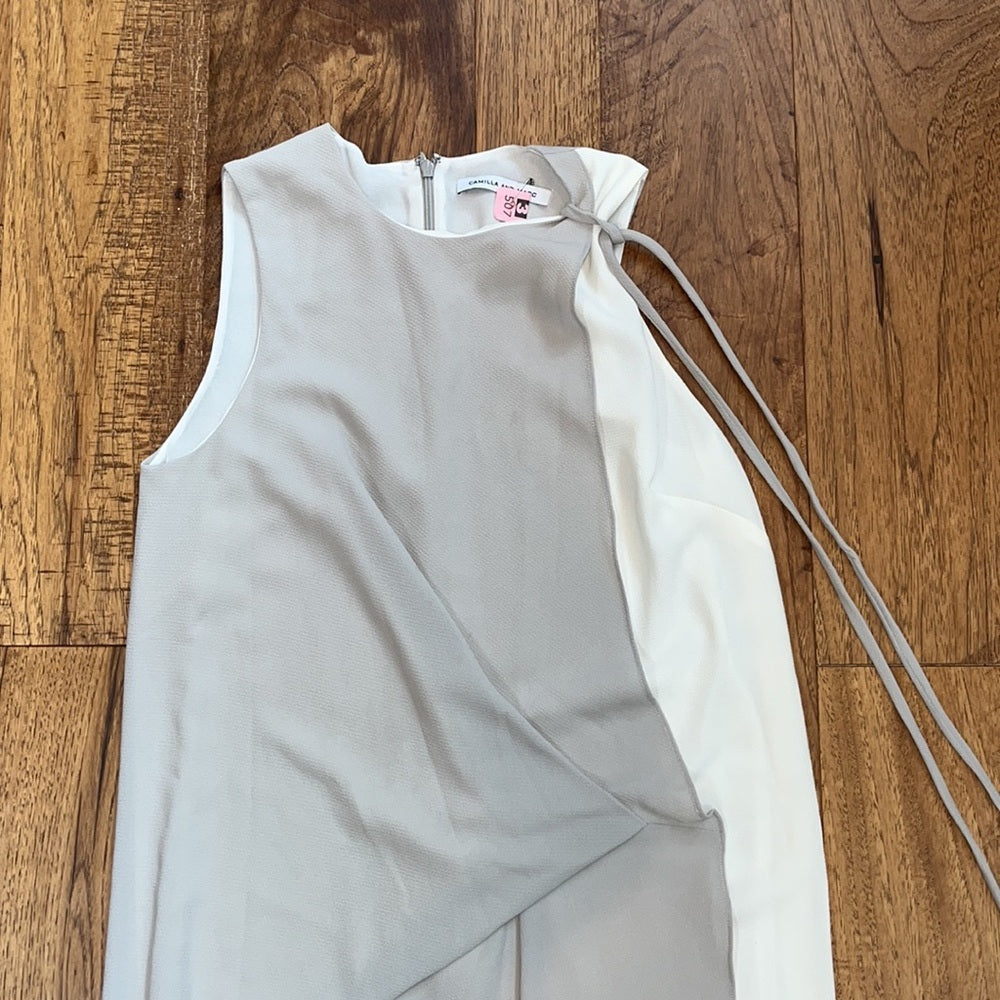 Camilla and Marc Woman’s Grey and White Asymmetrical Dress