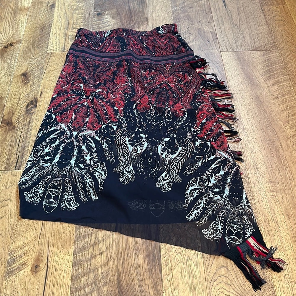 Fuzzi Woman’s Red and Black Skirt Size S
