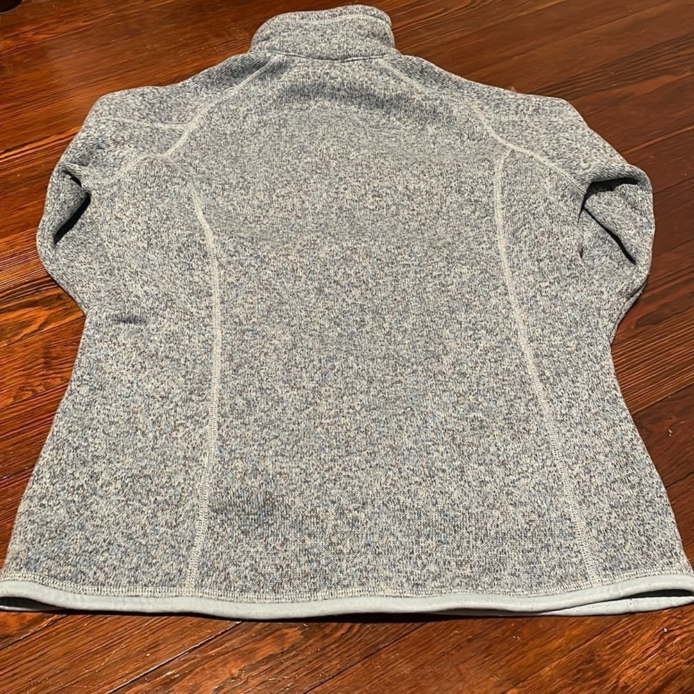 Patagonia Women’s Blue Quarter Zip Jacket Size M