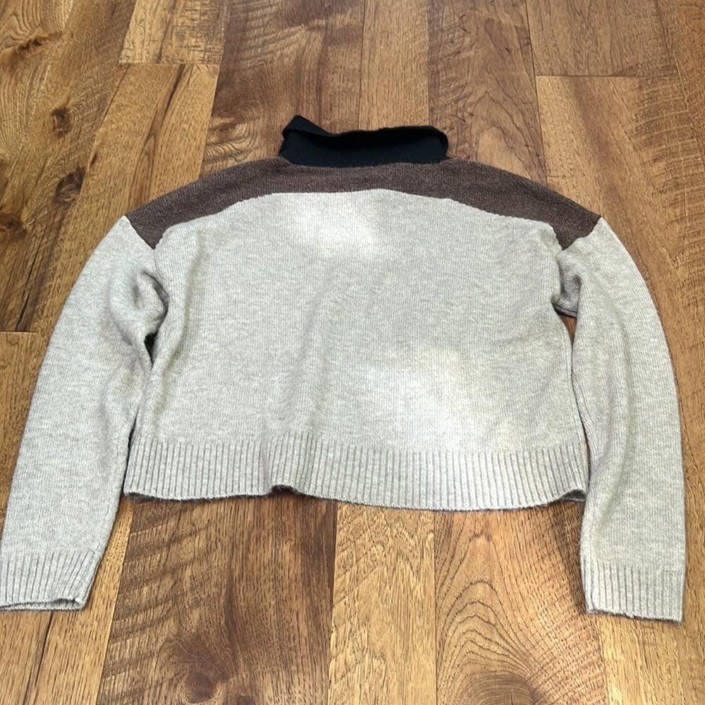 Central Park West Woman’s Cardigan Size XS