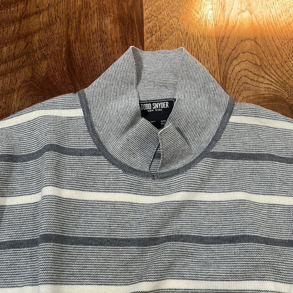 Todd Snyder Men’s Striped Shirt Size M