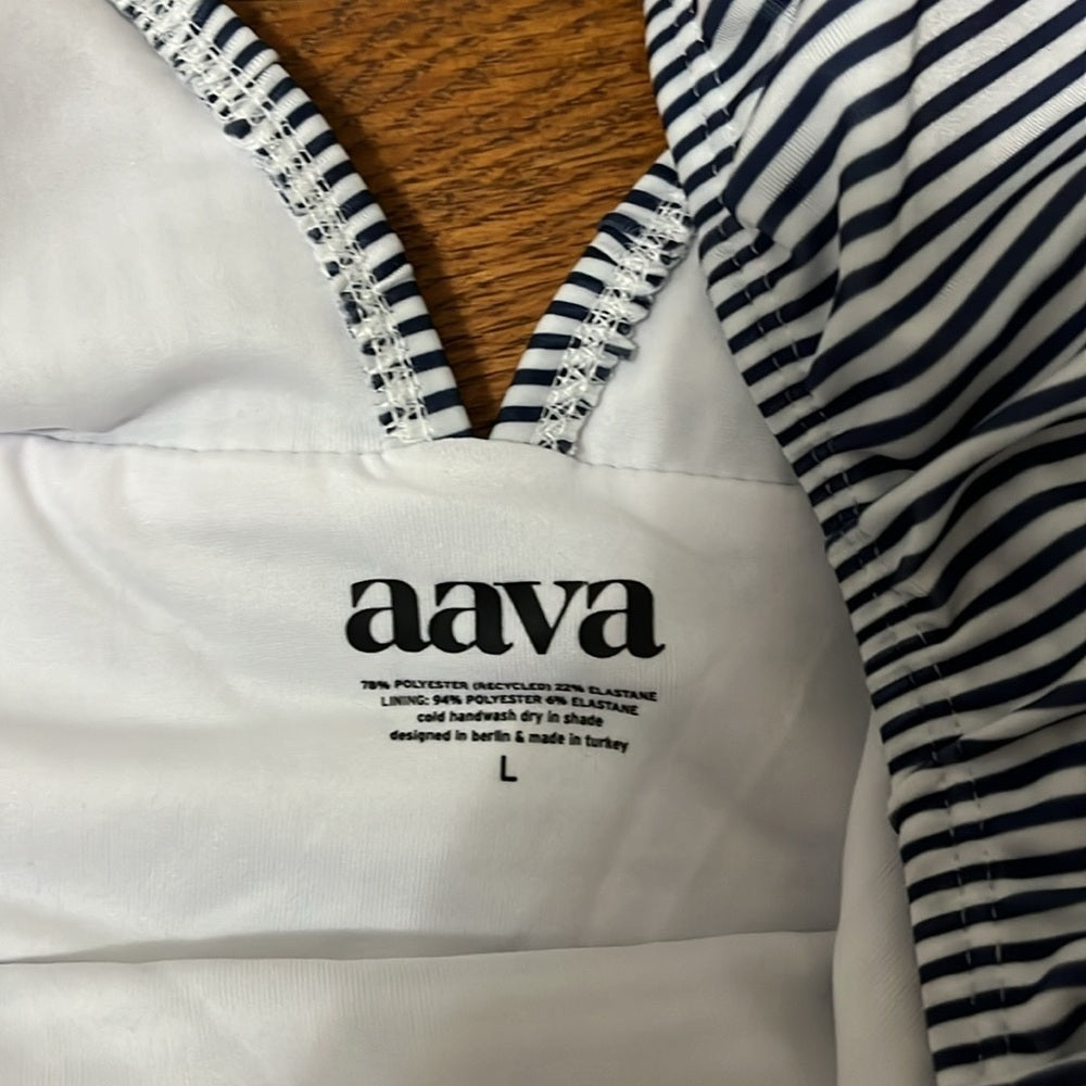 NWT Aava Women’s Blue Striped Bathing Suit Size Large
