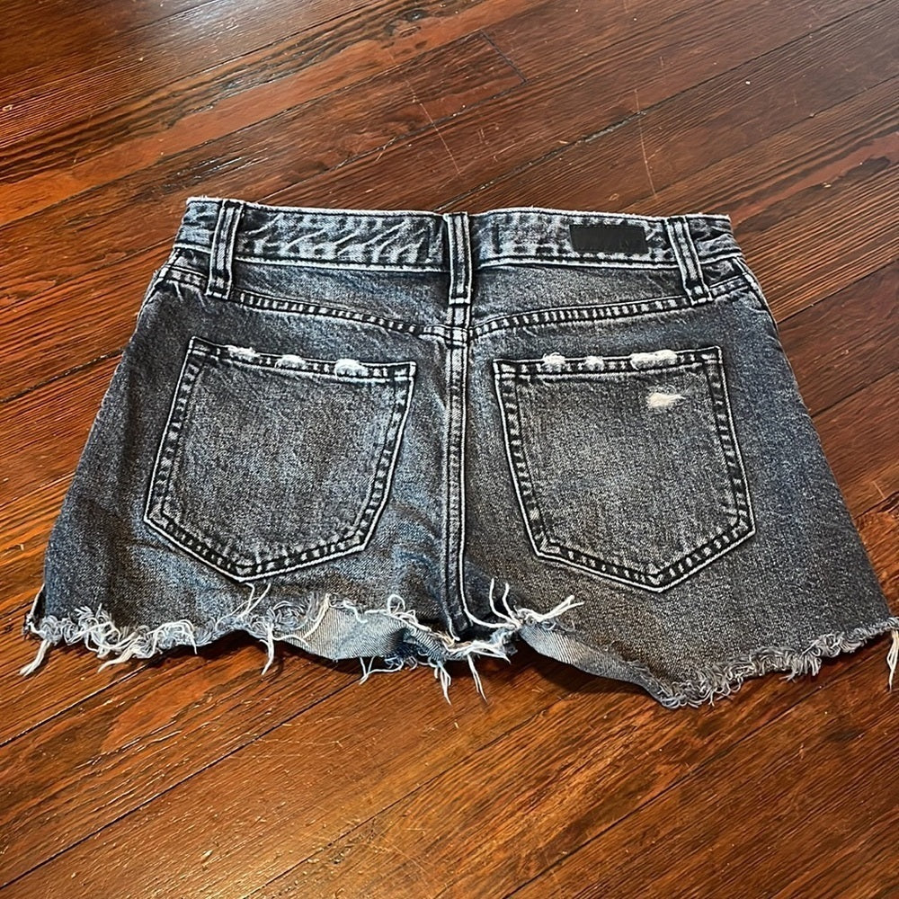 Abercrombie & Fitch Women’s Dark Black Ripped Shorts Size 25