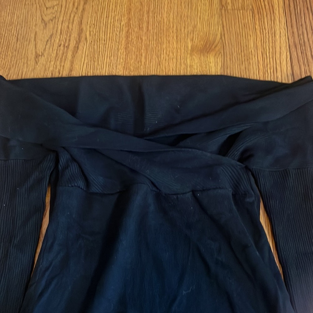 Central Park West Woman’s Black Off the Shoulder Sweater Size S