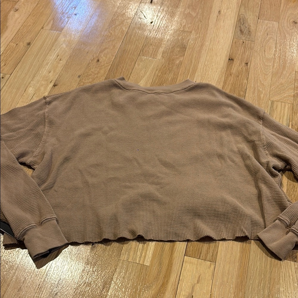 NWT Strut This Women’s Brown Relaxed Cropped Long Sleeve Sweatshirt Size OS