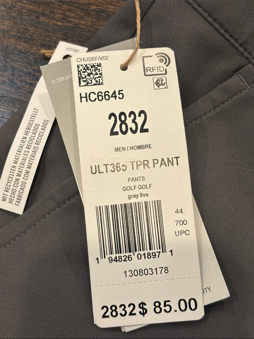 NWT Adidas Men's Light Gray Chino-Style Pants Size 28x32