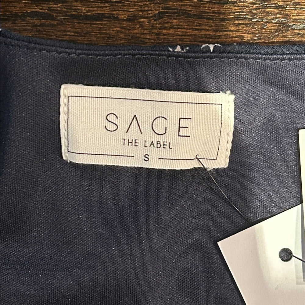 NWT Sage Women’s Navy Blue Dress with White Star Pattern Size Small