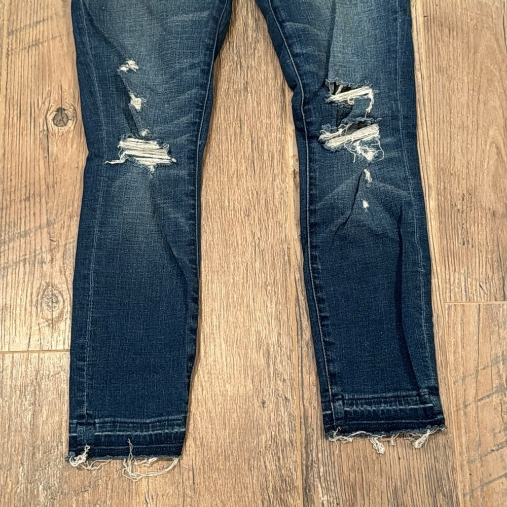 Abercrombie & Fitch Woman’s The Super Skinny Ankle High Rise Blue Jean’s Size 25