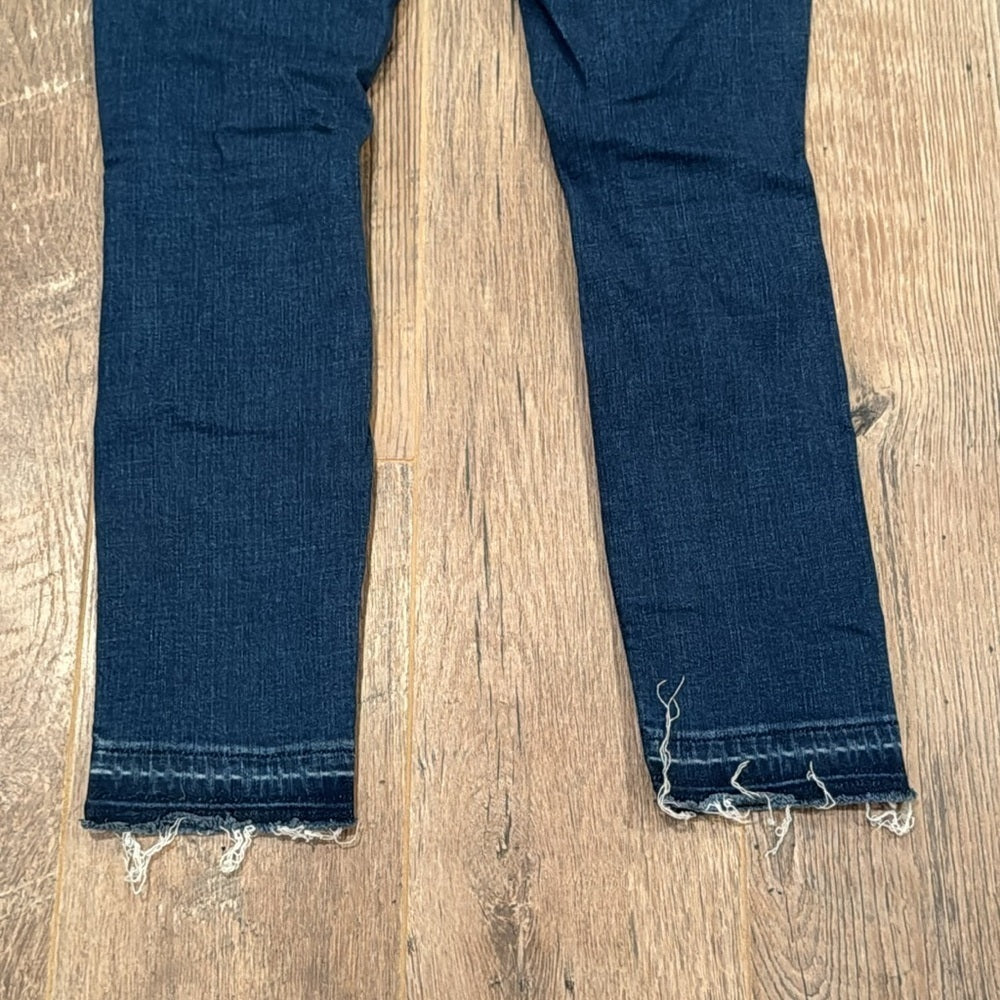 Abercrombie & Fitch Woman’s The Super Skinny Ankle High Rise Blue Jean’s Size 25