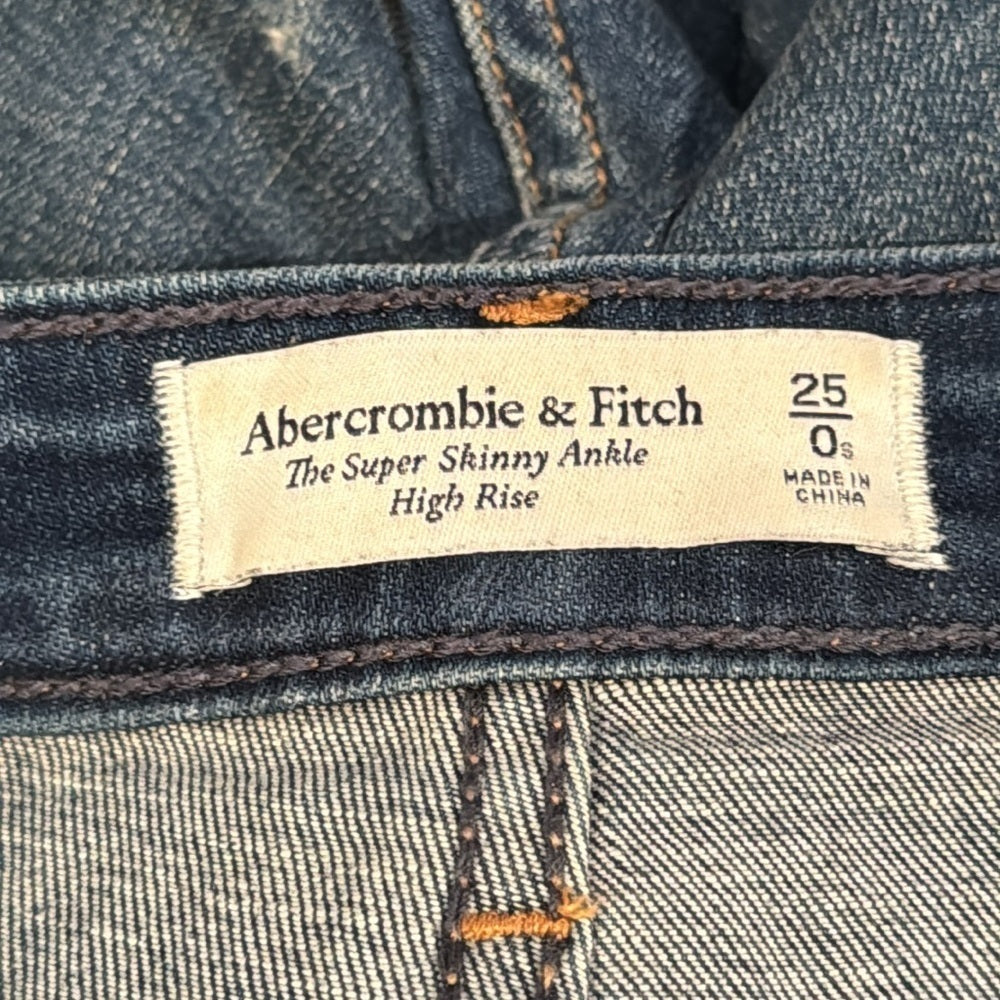 Abercrombie & Fitch Woman’s The Super Skinny Ankle High Rise Blue Jean’s Size 25